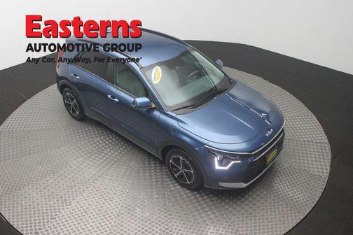 Mineral Blue 2025 Kia Niro EX