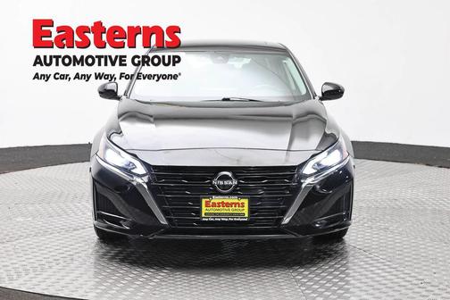 Super Black Clearcoat 2023 Nissan Altima 2.5 SV