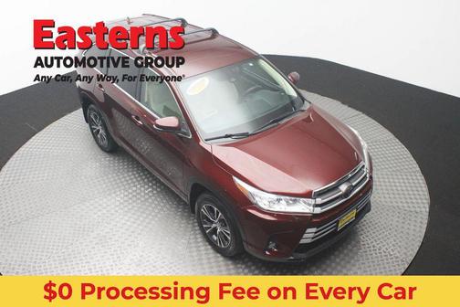 Ooh La La Rouge Mica 2018 Toyota Highlander LE Plus