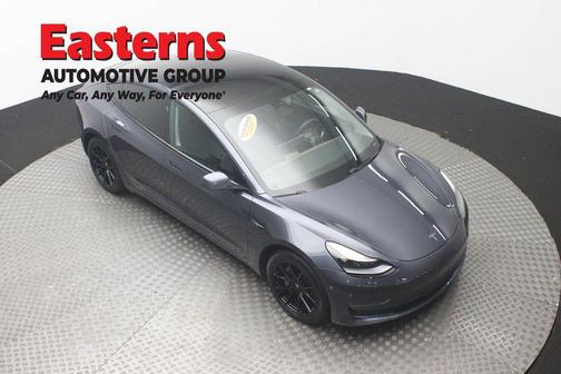 Gray 2021 Tesla Model 3 Long Range