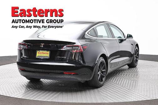Black 2018 Tesla Model 3 Standard
