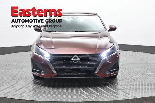 Garnet Pearl Metallic 2023 Nissan Altima 2.5 SV