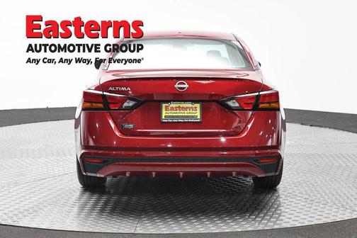 Scarlet Ember 2025 Nissan Altima 2.5 SV