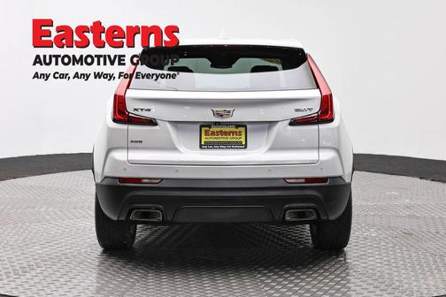 Crystal White Tricoat 2019 Cadillac XT4 Luxury