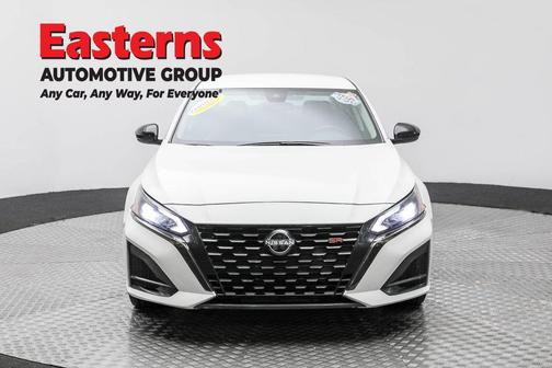 2023 Nissan Altima SR FWD