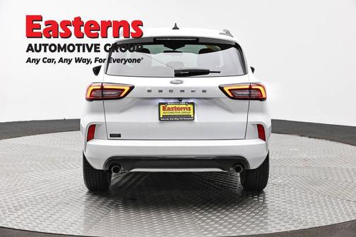 Oxford White 2023 Ford Escape ST-Line