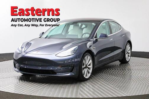 Silver 2018 Tesla Model 3 Long Range