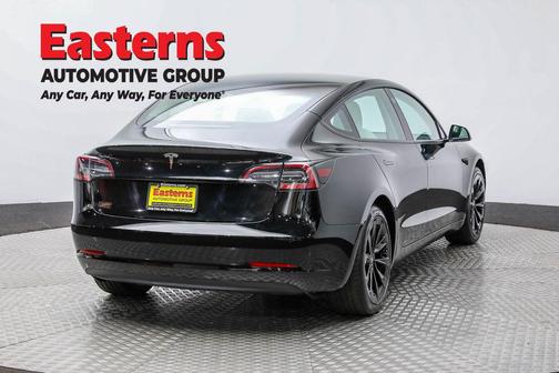 2022 Tesla Model 3 Standard Range