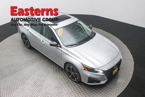 2023 Nissan Altima SR Intelligent AWD