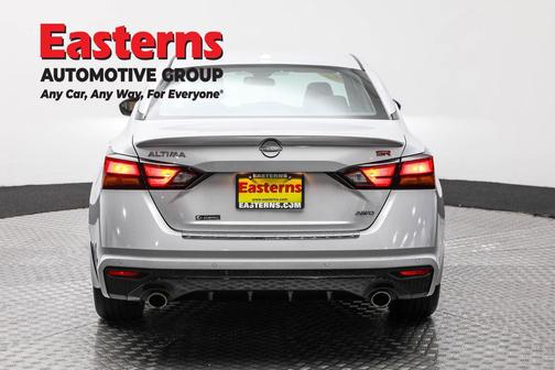 2023 Nissan Altima SR Intelligent AWD
