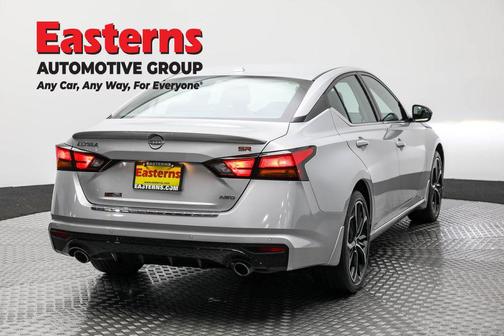 2023 Nissan Altima SR Intelligent AWD