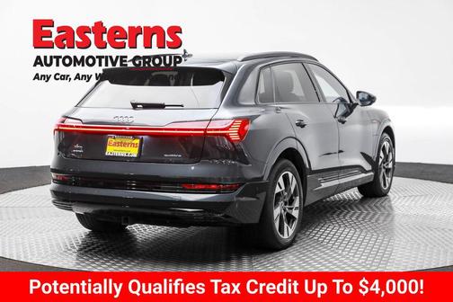 2021 Audi e-tron Premium