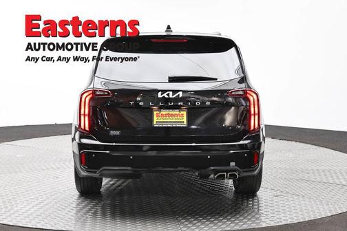 Ebony Black 2025 Kia Telluride S