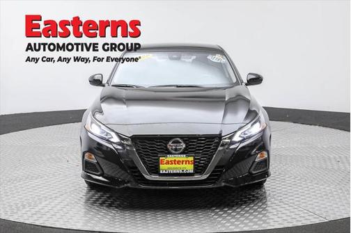2022 Nissan Altima SR FWD