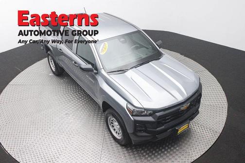 Sterling Gray Metallic 2024 Chevrolet Colorado WT