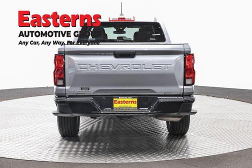 Sterling Gray Metallic 2024 Chevrolet Colorado WT
