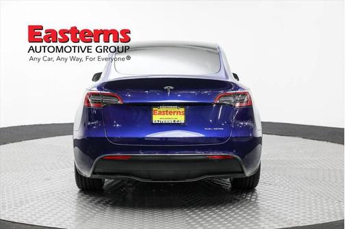 2022 Tesla Model Y Long Range Dual Motor All-Wheel Drive