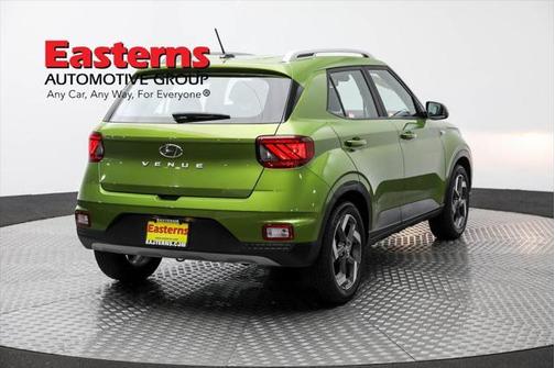 2024 Hyundai VENUE SEL