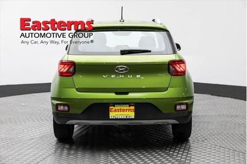 2024 Hyundai VENUE SEL