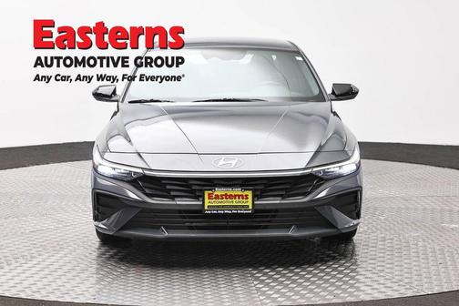 Ecotronic Gray 2025 Hyundai ELANTRA Sport