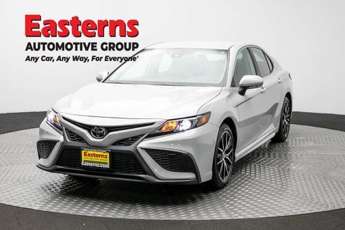 Ice Edge 2024 Toyota Camry SE
