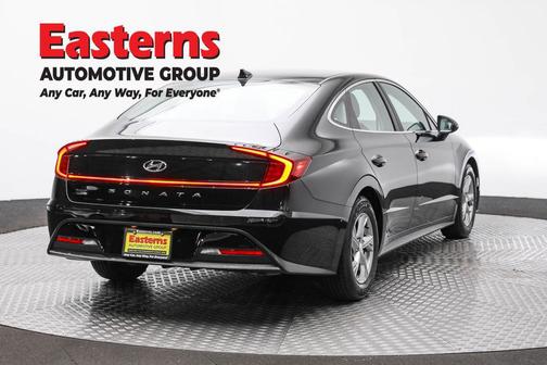 2023 Hyundai SONATA SE