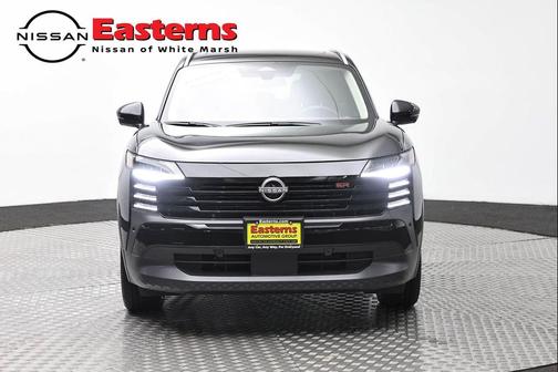 Super Black 2026 Nissan Kicks SR