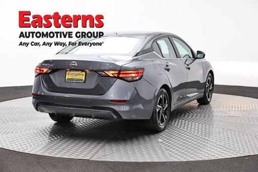 Gun Metallic 2024 Nissan Sentra SV