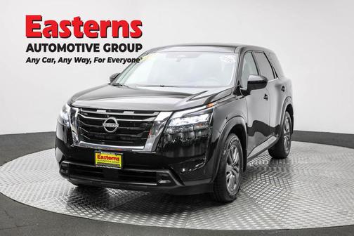 2024 Nissan Pathfinder S 4WD