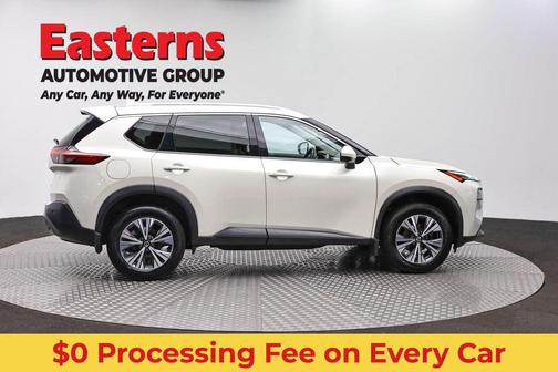 Pearl White Tricoat 2021 Nissan Rogue SV