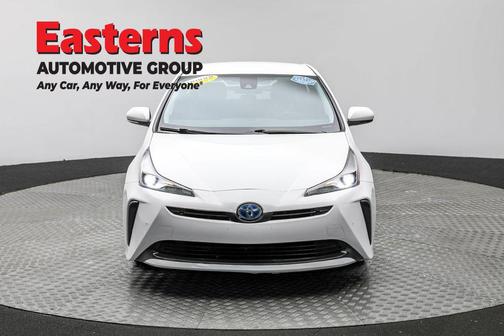 2022 Toyota Prius LE