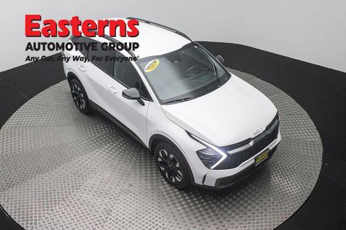Glacial White Pearl 2023 Kia Sportage X-Line