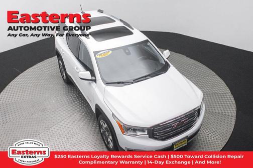 Summit White 2018 GMC Acadia SLT-2