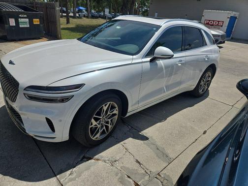 Uyuni White 2023 Genesis GV70 2.5T AWD