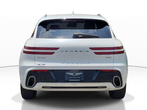 Uyuni White 2023 Genesis GV70 2.5T AWD