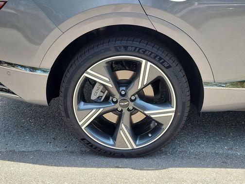Savile Silver 2026 Genesis GV80 3.5T