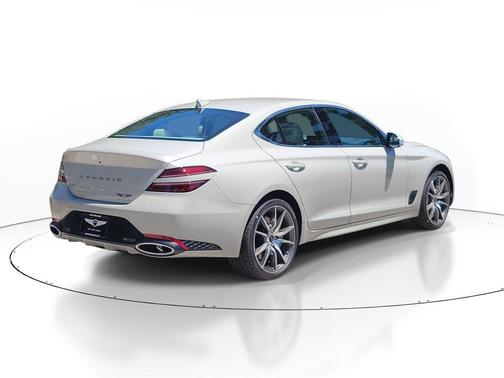 Vatna Gray 2026 Genesis G70 2.5T RWD
