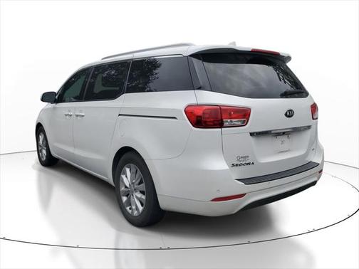 2017 Kia Sedona EX