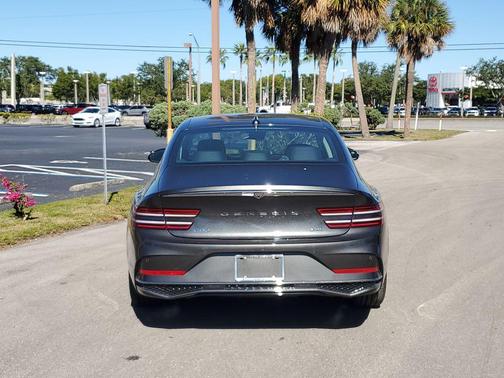 2025 Genesis G80 2.5T AWD