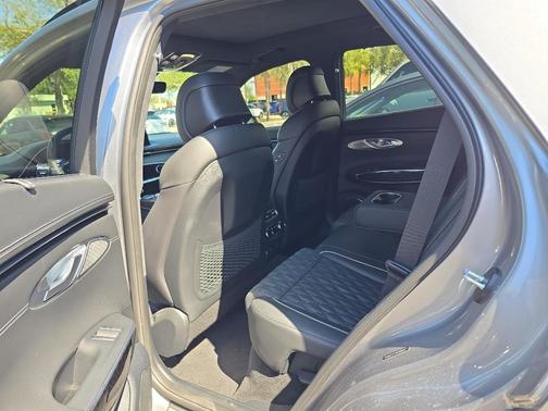 2024 Genesis GV70 3.5T AWD Sport