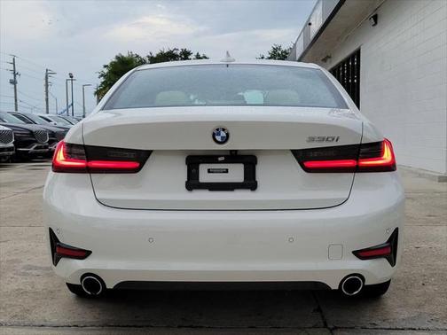 2019 BMW 330 330i