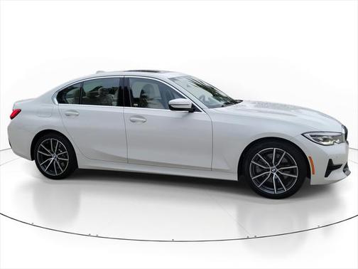 2019 BMW 330 330i