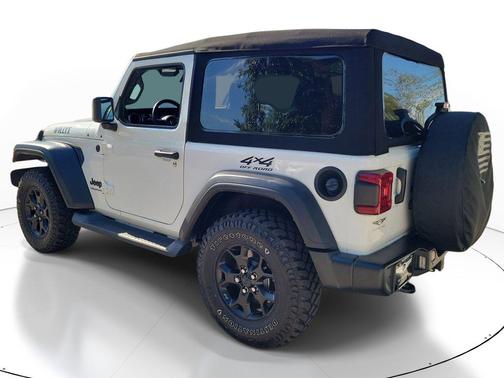 Bright White Clearcoat 2021 Jeep Wrangler Willys
