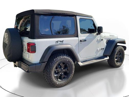 Bright White Clearcoat 2021 Jeep Wrangler Willys