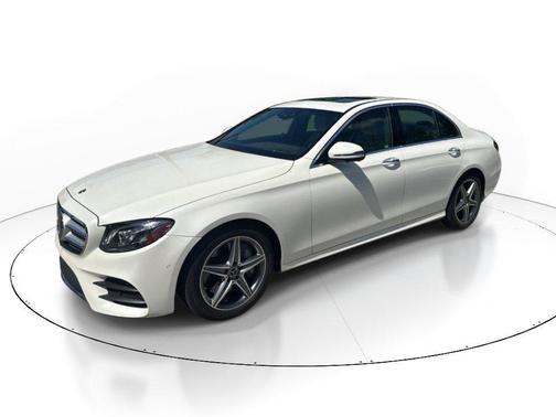 designo Diamond White 2018 Mercedes-Benz E-Class E300