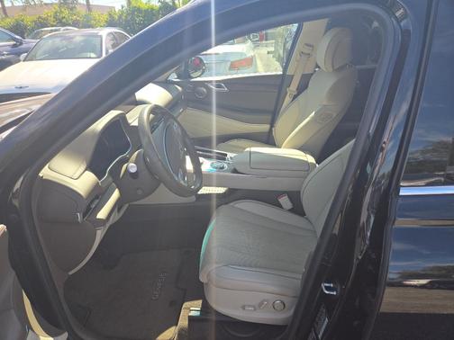 2023 Genesis GV80 2.5T