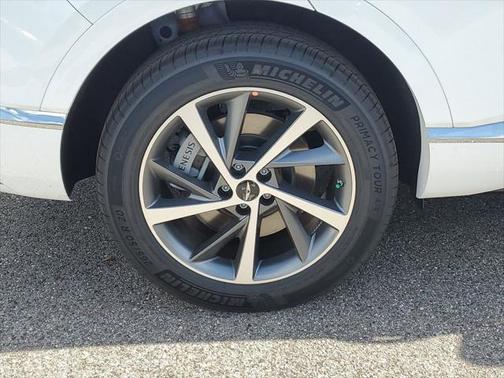 2025 Genesis GV80 2.5T