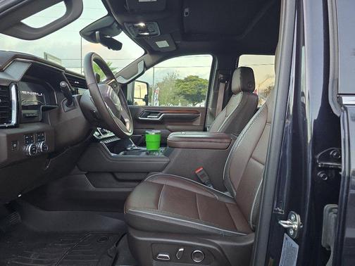 2024 GMC Sierra 3500 Denali