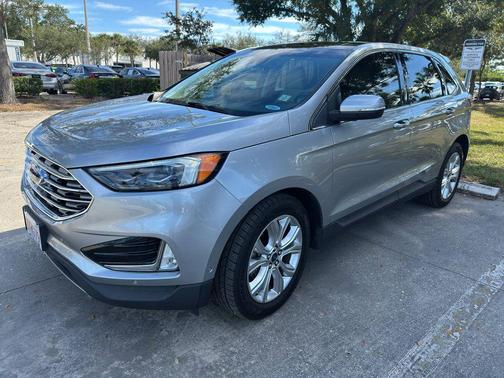2020 Ford Edge Titanium
