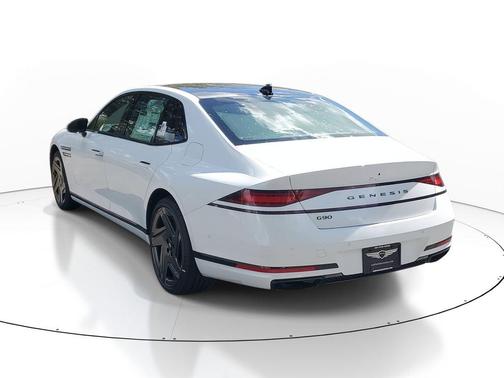 2026 Genesis G90 e-SC Prestige Black